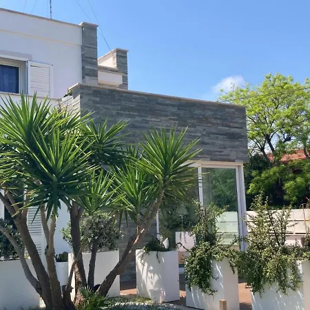 Dei Cedri Garden Villa *